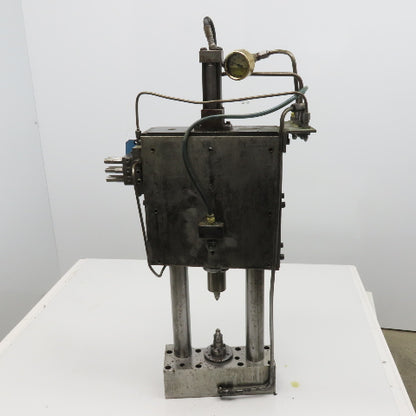 Hydraulic Twin Post Clamping Fixture 2-1/2" Stroke 6" Between Post