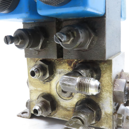 Vickers DG4V-3S-2C-M-FTWL-B5-60 5/3 Way Closed Center Hydraulic Valve 120V