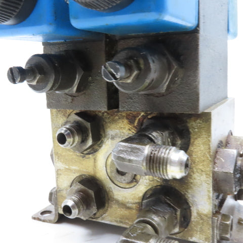 Vickers DG4V-3S-2C-M-FTWL-B5-60 5/3 Way Closed Center Hydraulic Valve 120V