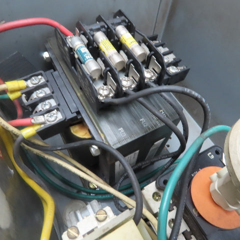 Square D SK750G1 Class 9070 230x460V Pri 115V Sec 750VA Transformer Disconnect