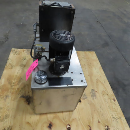 Grundfos SPK4-5/5A-W-/A-CVBV 0.5kW 3Ph Stainless Steel Coolant Pump 14 Gal Tank