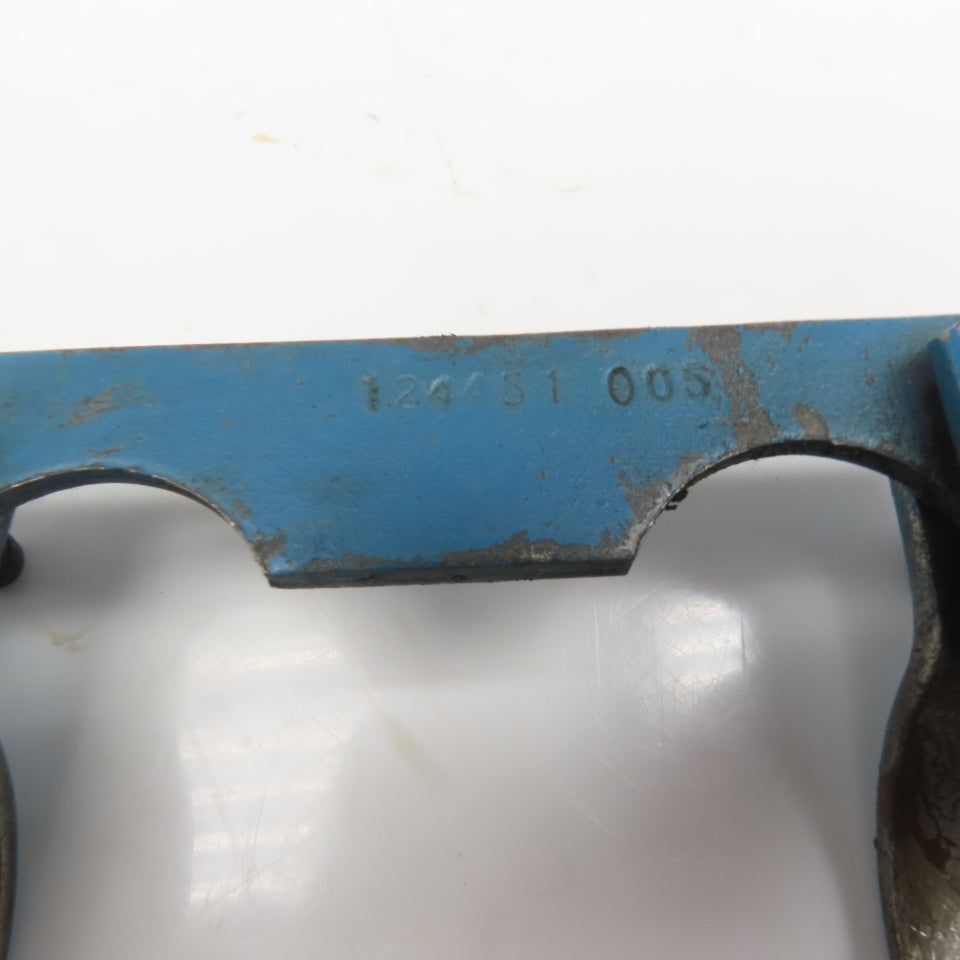 Quincy 124451 005 1-1/4" Clamp On Pipe Coupling Support Bracket