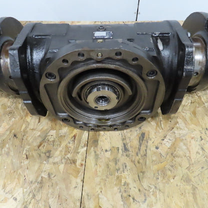 Speth 85603 Differential Assembly W/Wheel Hubs Mounts From A Clark EC30 Forklift