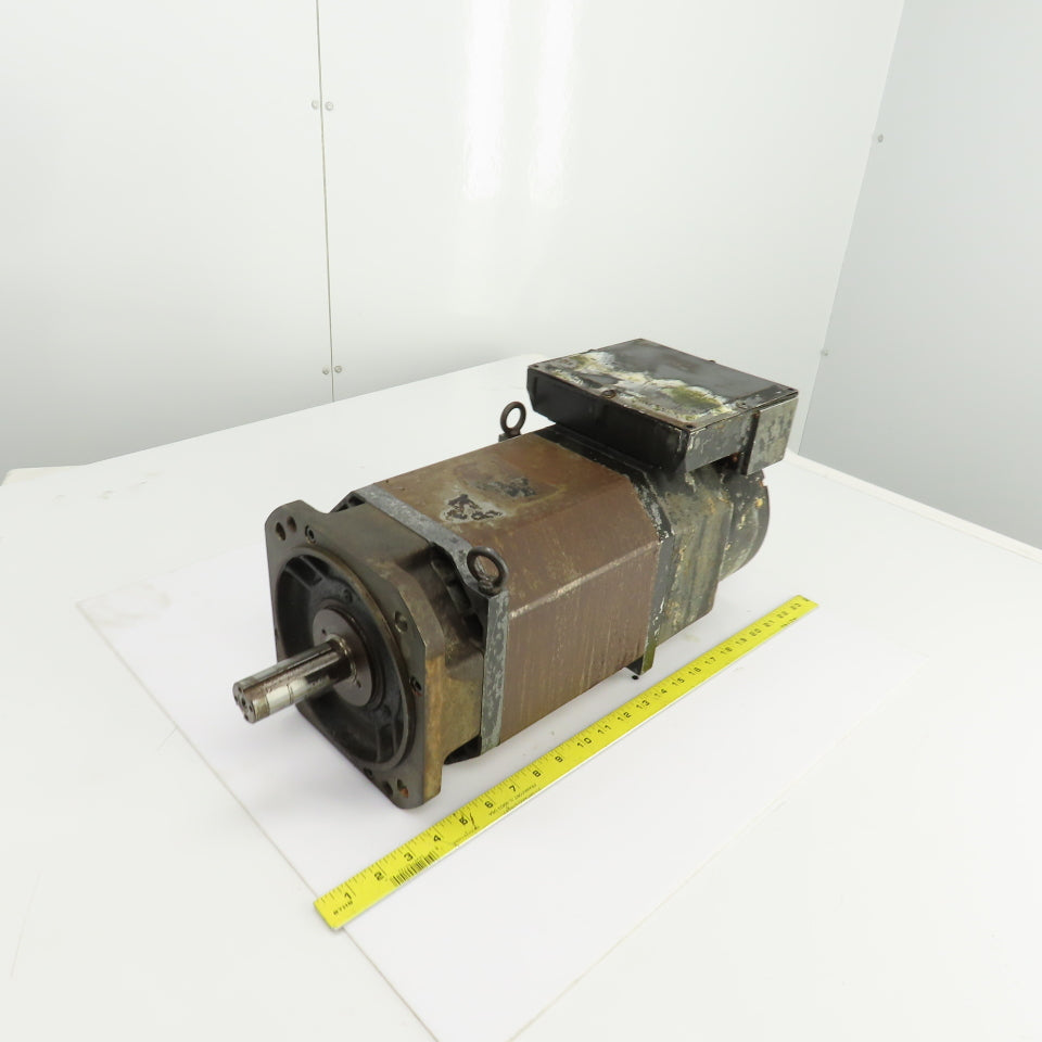 Okuma VAC-MFL7.5/5.5R-153-R3 Servo Motor 32mm Shaft Parts/Repair