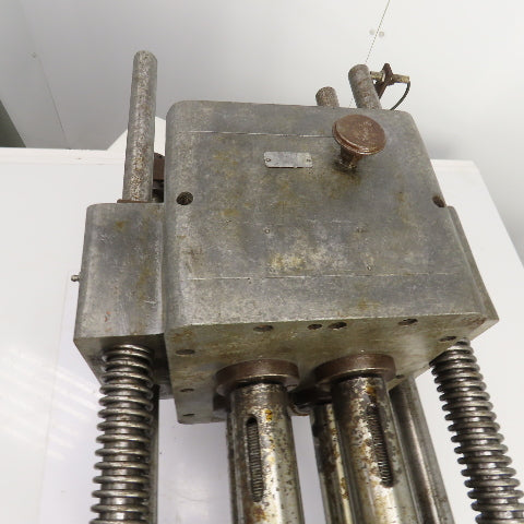 Wisconsin Drill Head 4 Spindle Drilling Head W/Smith Tool 107-222 Holders