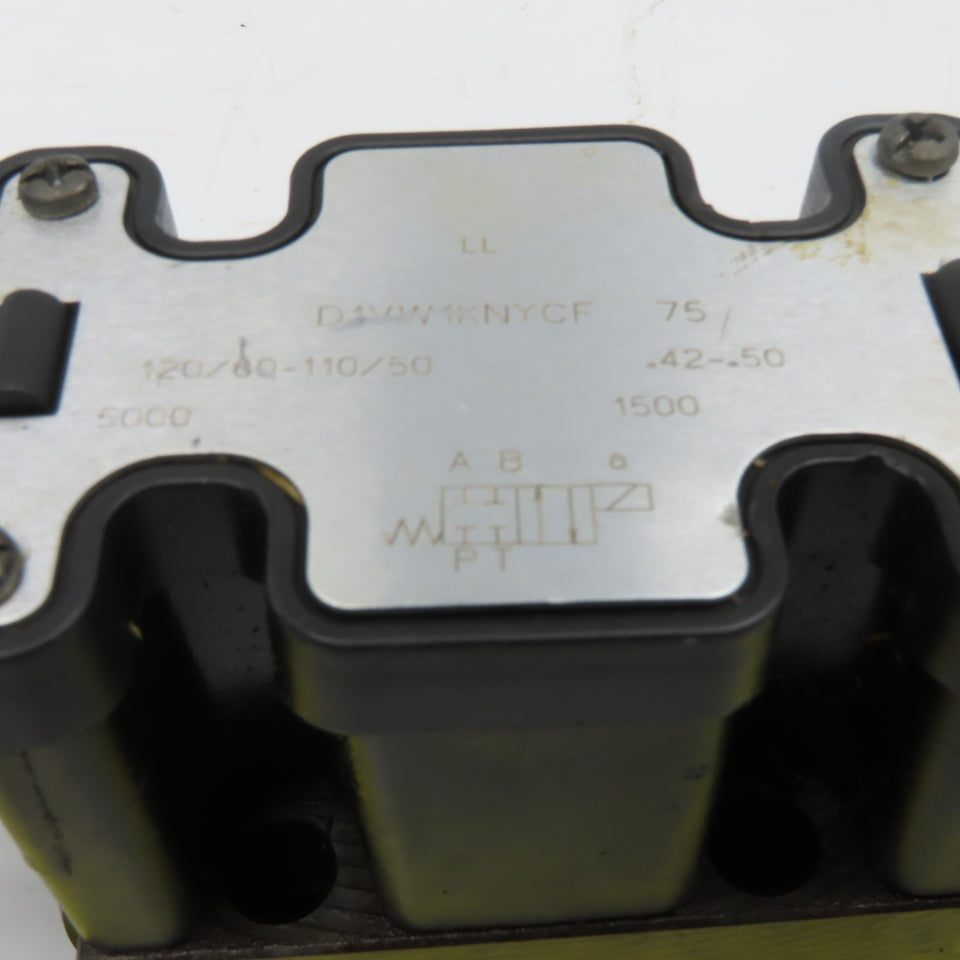 Parker D1VW1KNYCF Directional Control Valve 4/2 Way 120V Coil