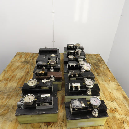 SPX Hytec 100987 Model G Pneumatic Hydraulic Pump 4800 PSI Parts/Repair Lot/14