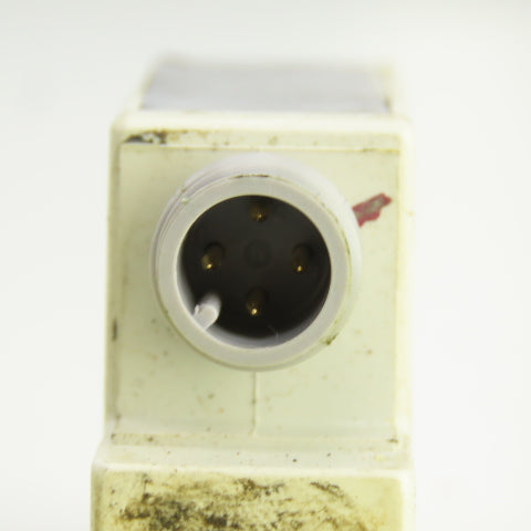 Schneider XULH043539D Photoelectric Sensor 12-24 VDC 200mA 4 Pin Male Connector