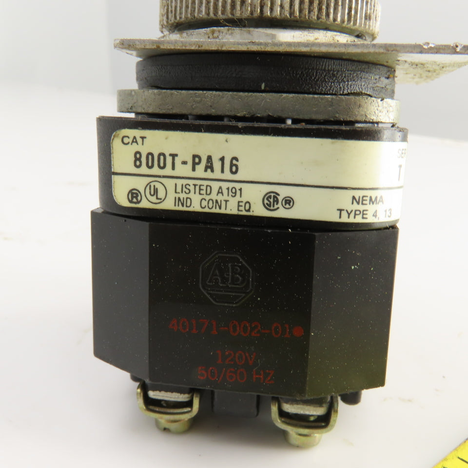 Allen Bradley 800T-PA16 Ser T Green Illuminated Push Button 120V