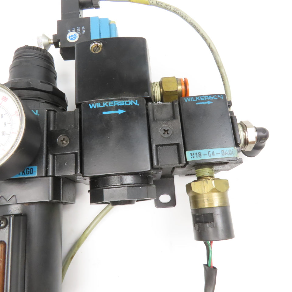 Wilkerson B18-04-FKG0 	E18-04-EC00 1/2" NPT Compressed Air Filter Regulator
