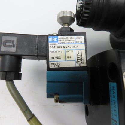 Wilkerson B18-04-FKG0 	E18-04-EC00 1/2" NPT Compressed Air Filter Regulator