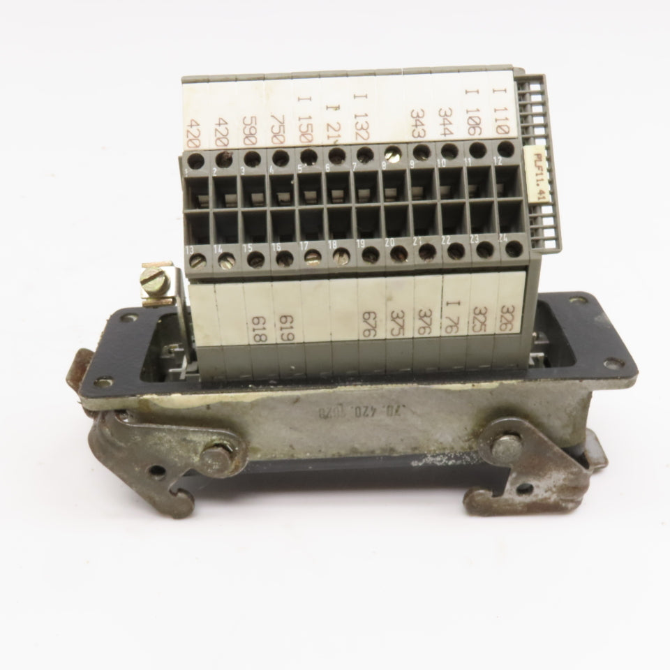 Wieland 70.110.2453.3 380V 16A 24 Position Wire Connector Panel Mount Cam Lock