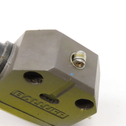 Balluff BNS 819-100-R-11 Roller Plunger Single Position Limit Switch