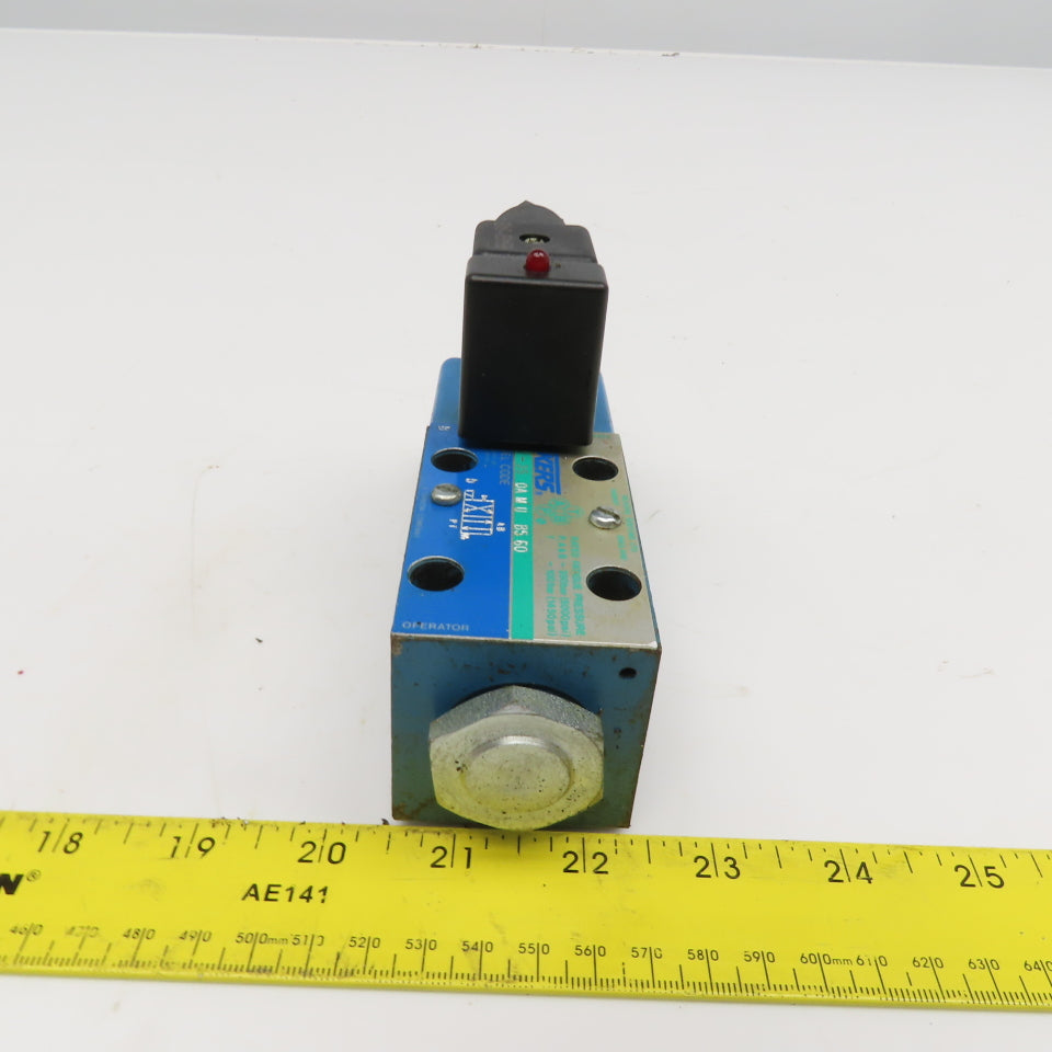Vickers DG4V-3S 0A-M-U-B5-60 4/2 Way Spring Offset Single Solenoid Valve 120V