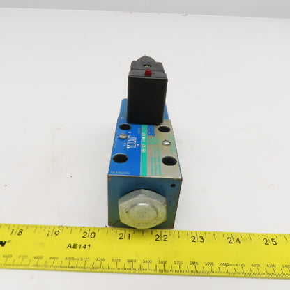 Vickers DG4V-3S 0A-M-U-B5-60 4/2 Way Spring Offset Single Solenoid Valve 120V