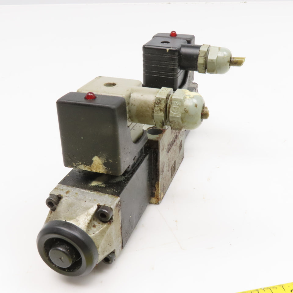 Rexroth 4WE6D51/0FAG24 4/2 Way Detent Double Solenoid Valve 24VDC Coil