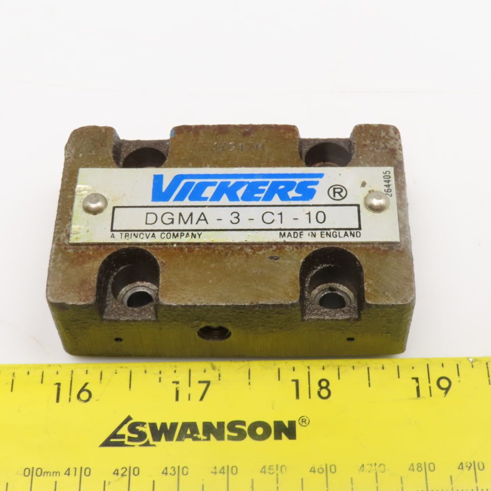 Vickers DGMA-3-C1-10 D03 4 Port Valve Connection Plate