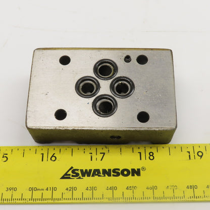 Vickers DGMA-3-C1-10 D03 4 Port Valve Connection Plate