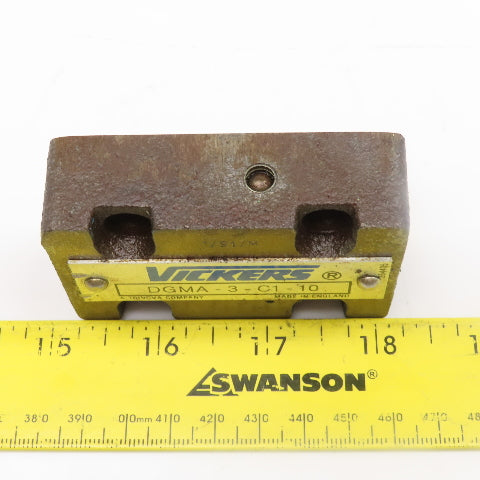 Vickers DGMA-3-C1-10 D03 4 Port Valve Connection Plate