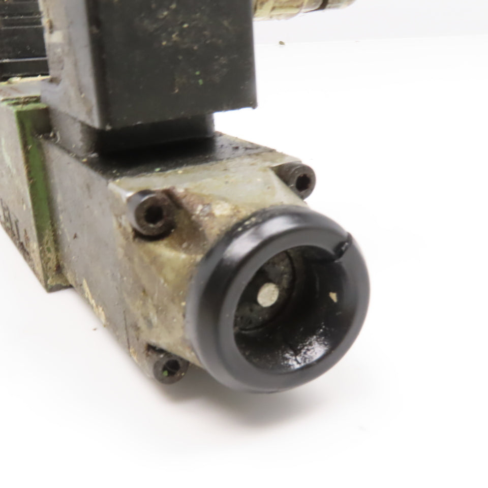 Rexroth 4 WE 6 W51/AG24NZ4 4/3 Way Spring Centered Double Solenoid 24VDC