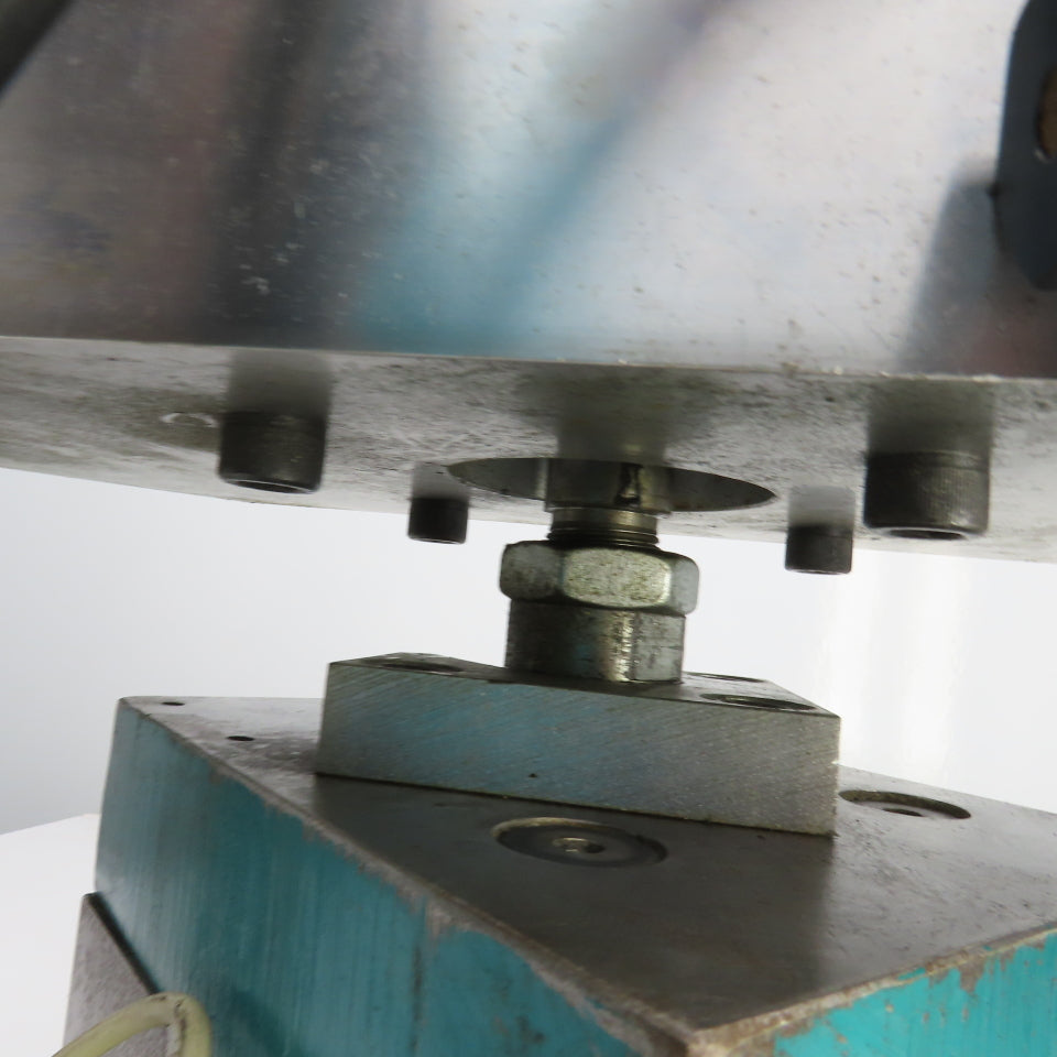 Pneumatic Cylinder Actuated Punch Press Die Set /Shoe 8" FB x 6" W 5-1/4" Throat