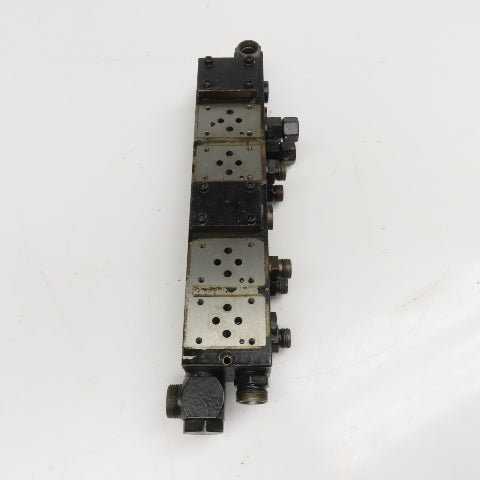 6 Valve Bank Steel Hydraulic Manifold D03 Size 2 Way 4 Port