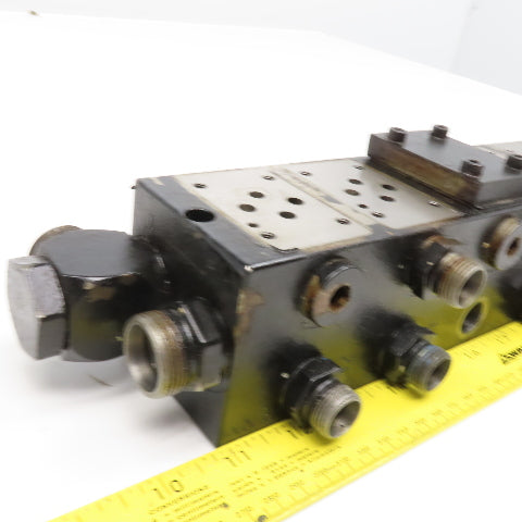 6 Valve Bank Steel Hydraulic Manifold D03 Size 2 Way 4 Port