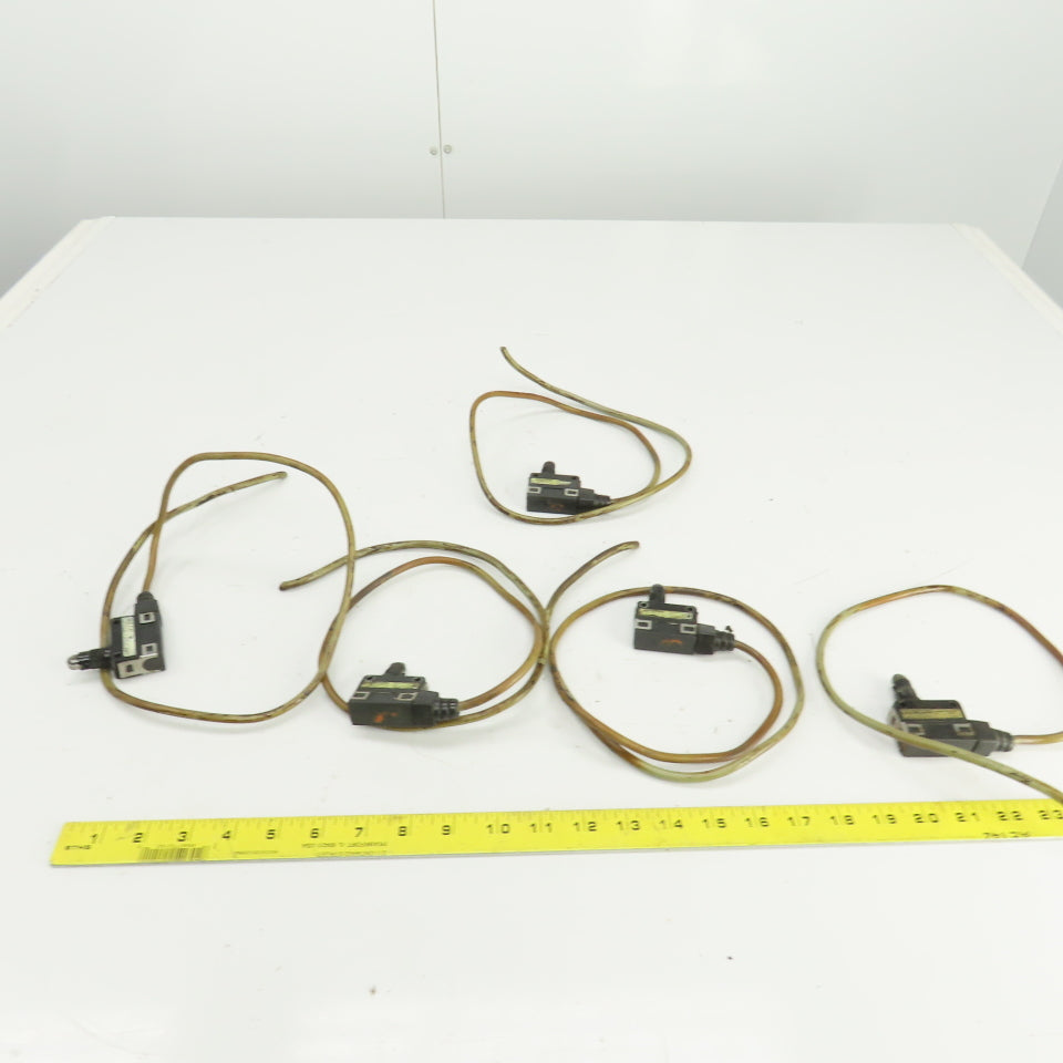 Yamatake SL1-A Roller Limit Switch 5-125A 250VAC Lot Of 5