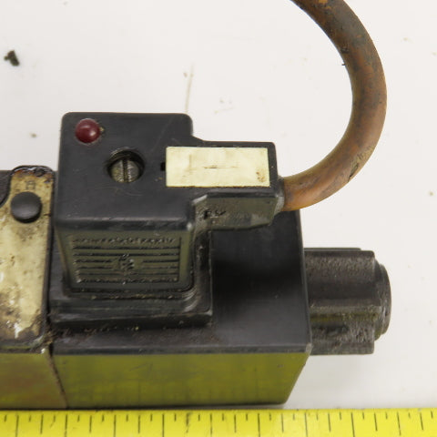 Parker D1VW Solenoid Operated Hydraulic Directional Control Valve 24VDC