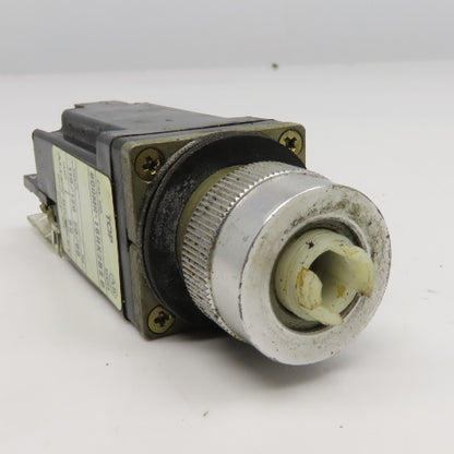 Allen Bradley 800MR-16HX2BS 120V 50/60Hz 2 Position Selector Switch