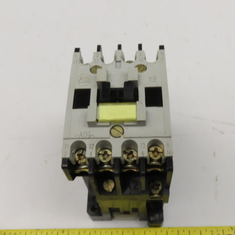 Allen Bradley 100-A09ND3 600VAC Contactor 9A Contactor 120V 50/60Hz Coil