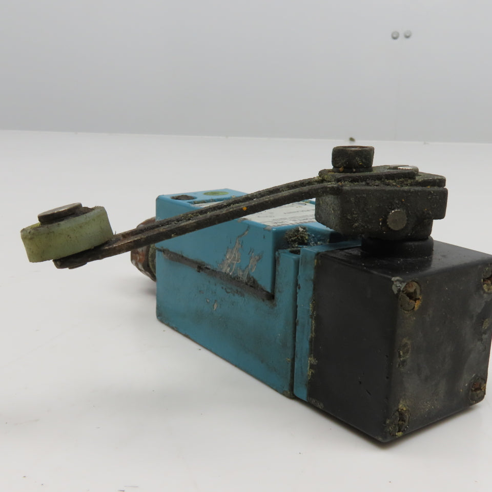 Micro Switch LSA1A Rocker Cam Arm Limit Switch 600VAC 10A