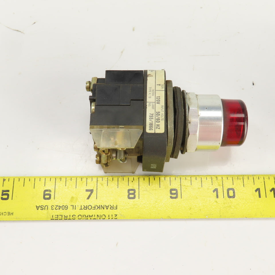 Allen Bradley 800T-PT16 Green/Red Illuminated Button Momentary 120V In Lot of 2
