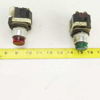 Allen Bradley 800T-PT16 Green/Red Illuminated Button Momentary 120V In Lot of 2