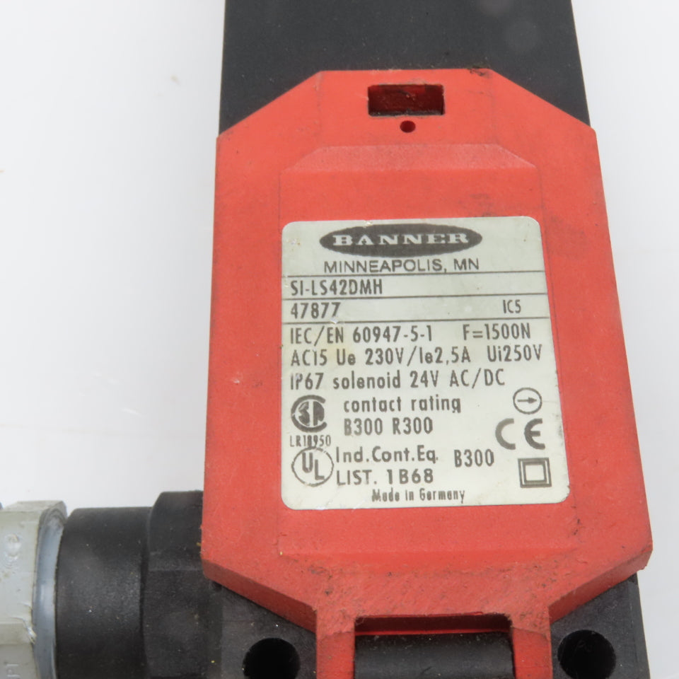 Banner SI-LS42DMH 250V Safety Gate Guard Door Interlock Switch 230V 24V DC/AC