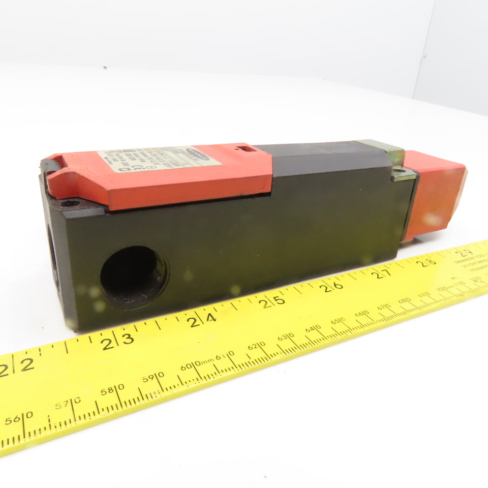 Banner SI-LS42DMH 250V Safety Gate Guard Door Interlock Switch 230V 24V DC/AC