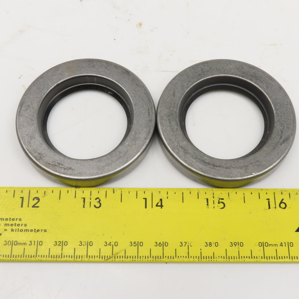 Garlock Style Oil Seal 1-1/2" x 2-3/8" x 3/8" Lot Of 2