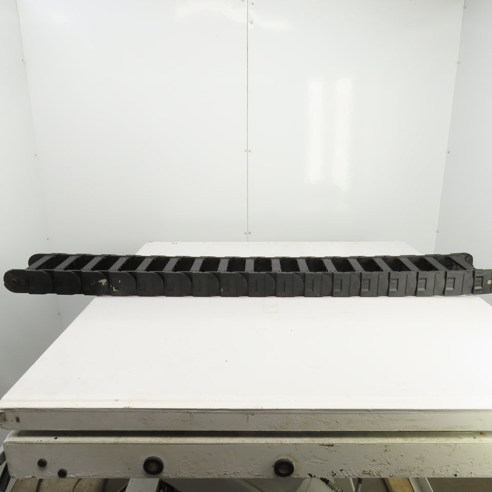 Igus 40.01.200 64" OAL Cable Carrier Energy Chain 6" x 2" ID