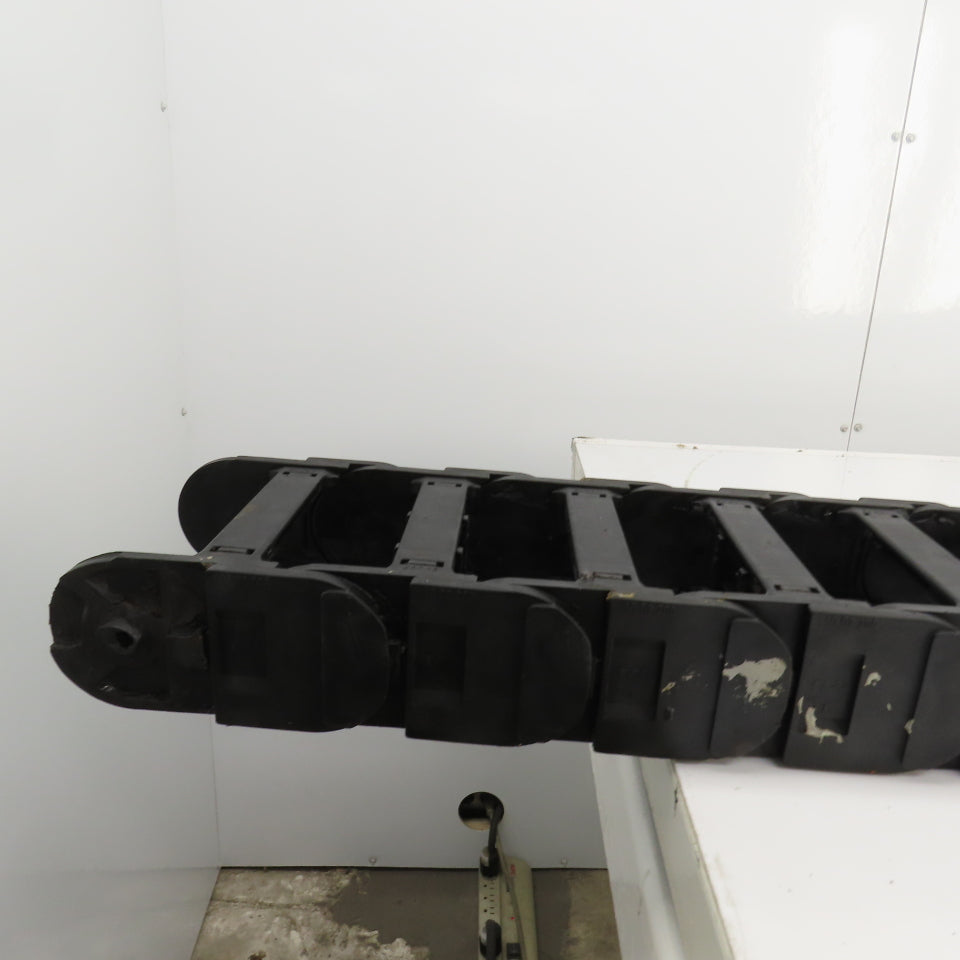 Igus 40.01.200 64" OAL Cable Carrier Energy Chain 6" x 2" ID