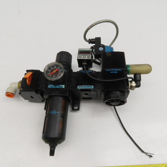 Wilkerson B18-04-FGG0 1/2" NPT Compressed Air Filter Regulator Diverter Assembly