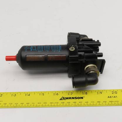 Wilkerson 3/8" NPT Compressed Air Filter Manual Drain Polycarbonate Bowl