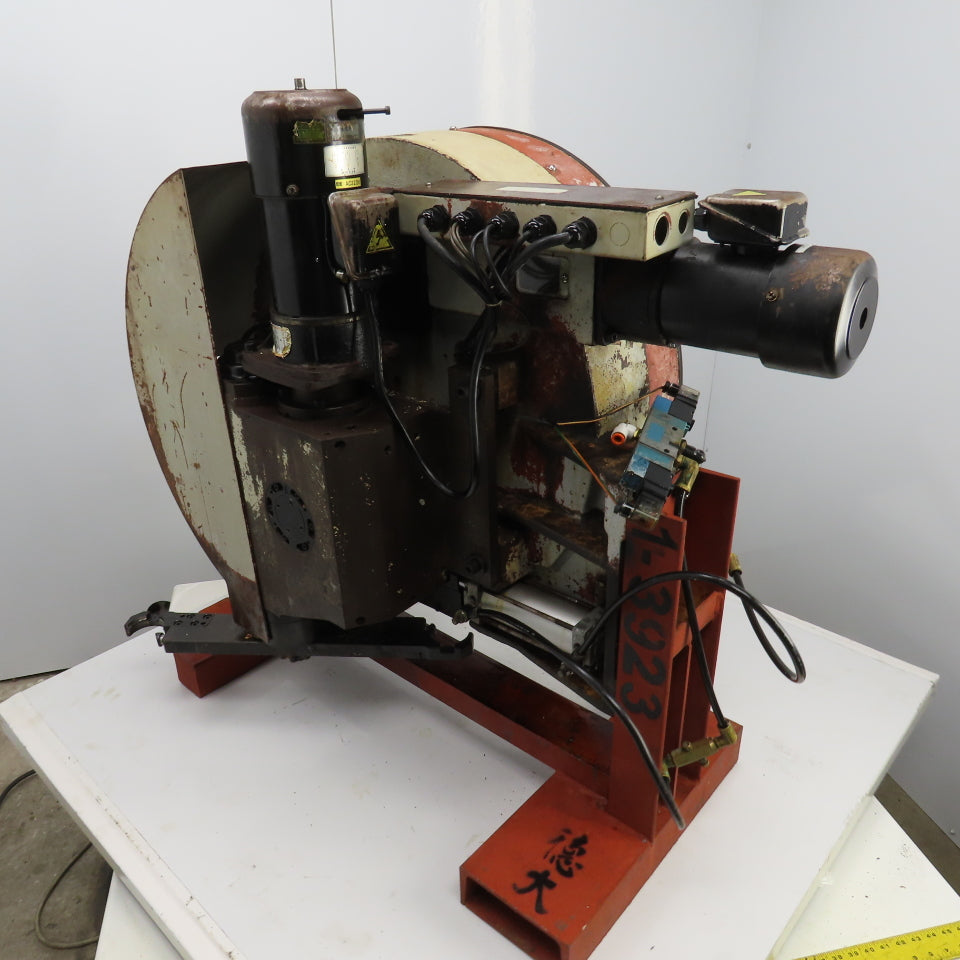 Fortune V Center MV-55 24 Station Tool Carousel ATC Vertical Machining Center