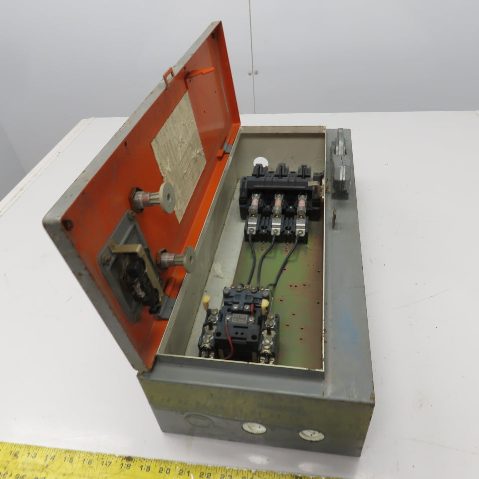 Allen Bradley Size 0 Combination Starter 1-5HP 120-600V 208V Coil W/Disconnect