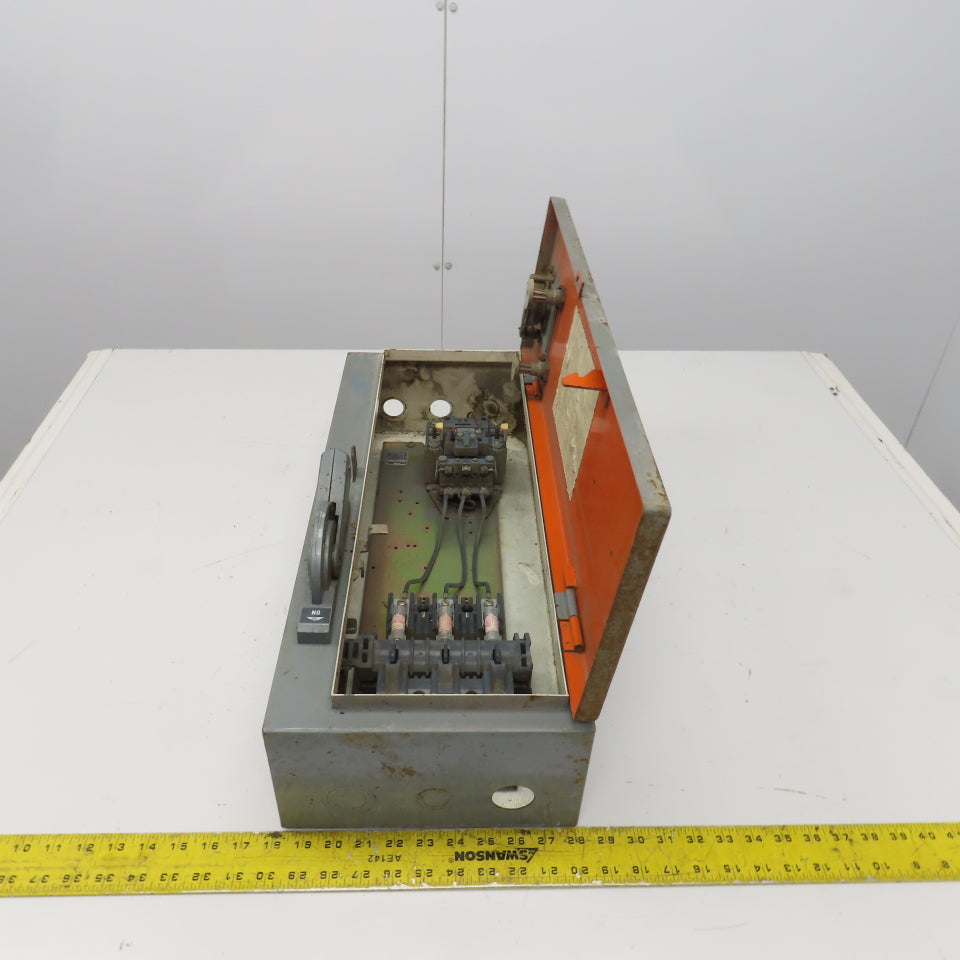 Allen Bradley Size 0 Combination Starter 1-5HP 120-600V 208V Coil W/Disconnect