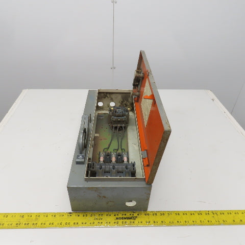 Allen Bradley Size 0 Combination Starter 1-5HP 120-600V 208V Coil W/Disconnect