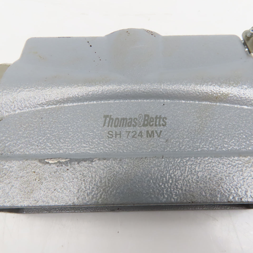 Thomas Betts MS 224B SH 724 MV 24 Position Connector Insert And Hood Side Entry