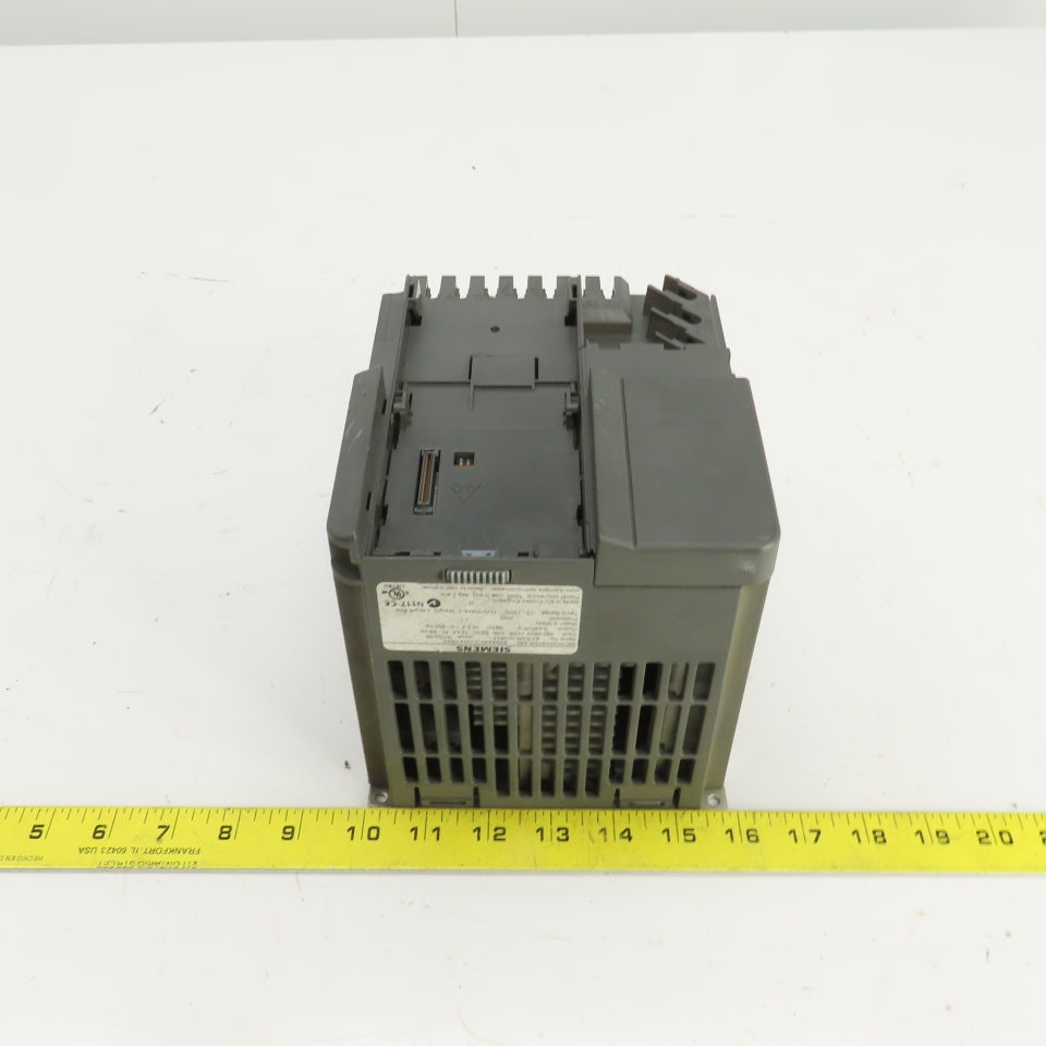 Siemens 6SE440-2UD24-0BA1 Micromaster 440 Inverter Drive 480V 4.0kW Parts/Repair