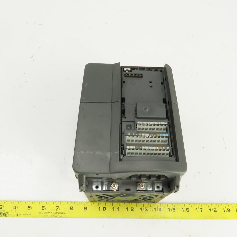 Siemens 6SE440-2UD24-0BA1 Micromaster 440 Inverter Drive 480V 4.0kW