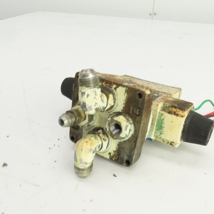 Vickers DG4V-3-2N-M-WLB-40 Hydraulic Directional Valve W/4 Port Block 120V Coil