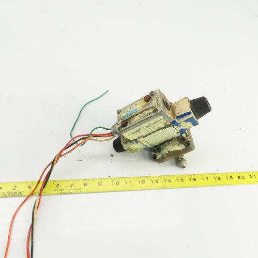 Vickers DG4V-3-2N-M-WLB-40 Hydraulic Directional Valve W/4 Port Block 120V Coil